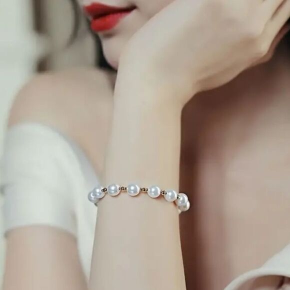 Shimmering Elegant imitation Pearl Charm Bracelet ( 1 Pc ) - Picture 4 of 8